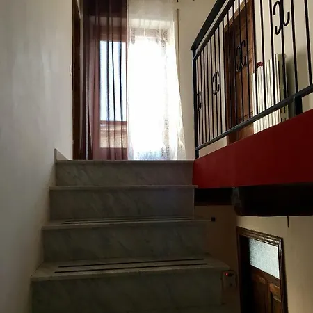 Casa Om Nyaraló